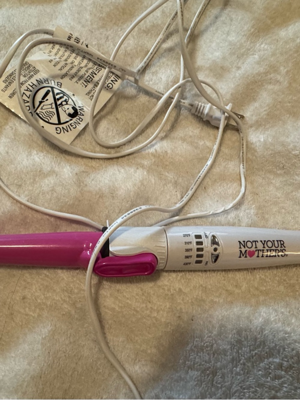 Not Your Mother's Pink Ceramic Curling Tapered Wand - 1" Barrel SELLING $15